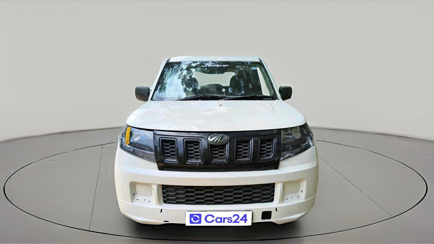 2019 Mahindra TUV300 T4 PLUS, Diesel, Manual, 63,276 km, exterior