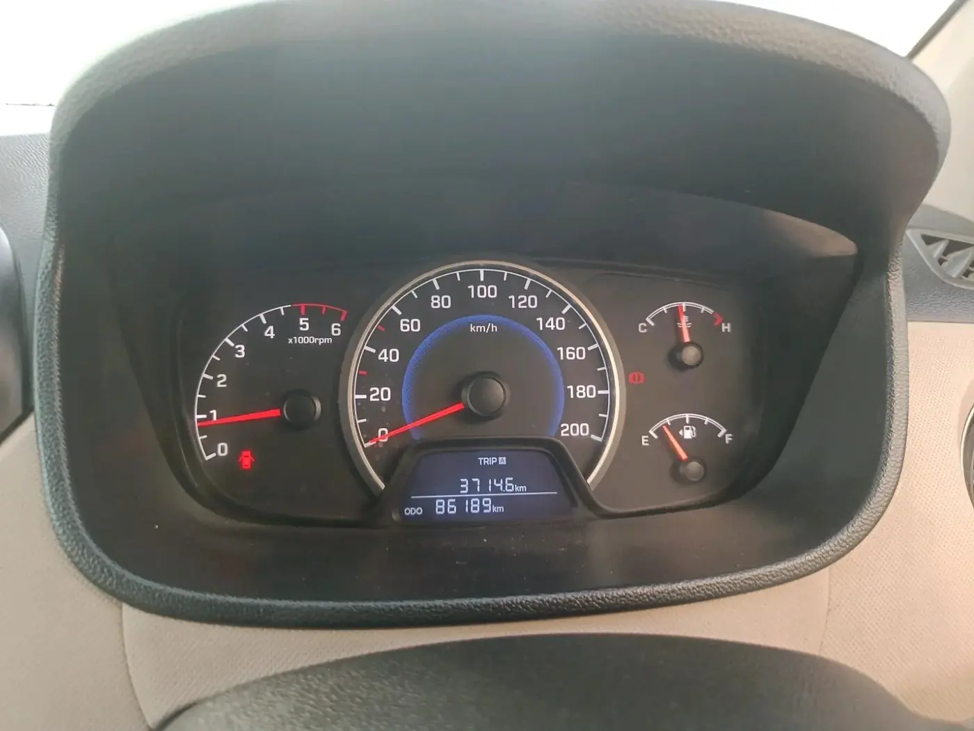 2018 Hyundai Grand i10 SPORTZ U2 1.2 CRDI, Diesel, Manual, 87,000 km, interior