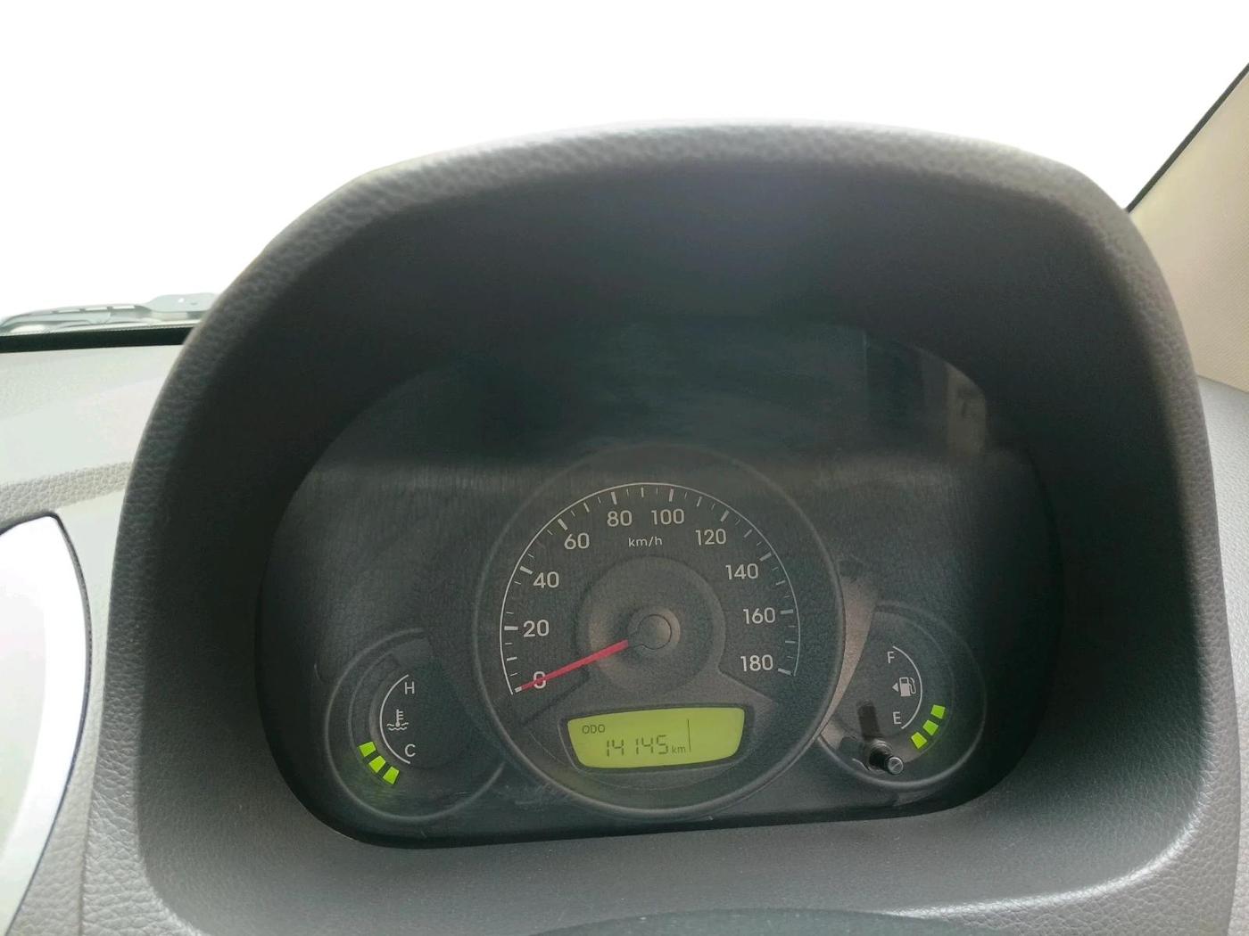 2013 Hyundai Eon ERA +, Petrol, Manual, 14,145 km, interior