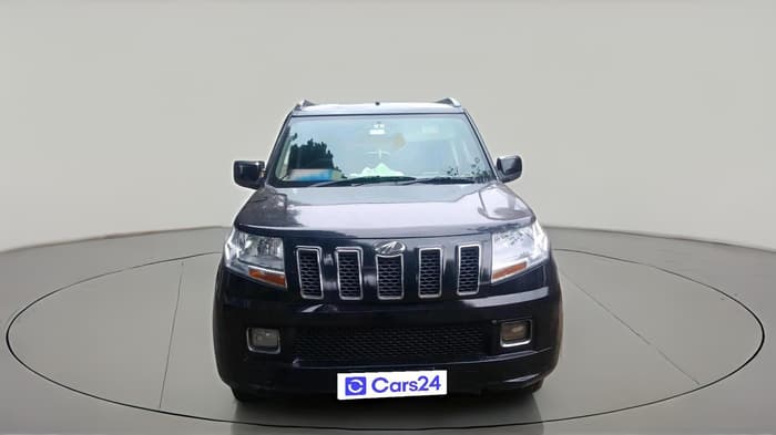2016 Mahindra TUV300 T8, Diesel, Manual, 22,747 km, exterior
