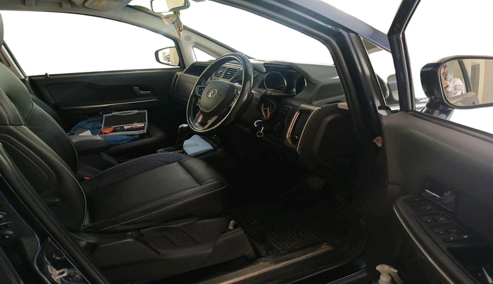 2018 Tata Hexa XTA 4X2 7 STR, Diesel, Automatic, 84,757 km, interior