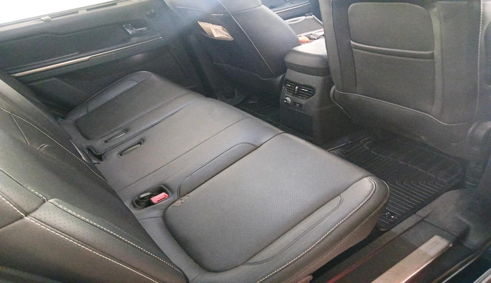 2018 Tata Hexa XTA 4X2 7 STR, Diesel, Automatic, 84,757 km, interior