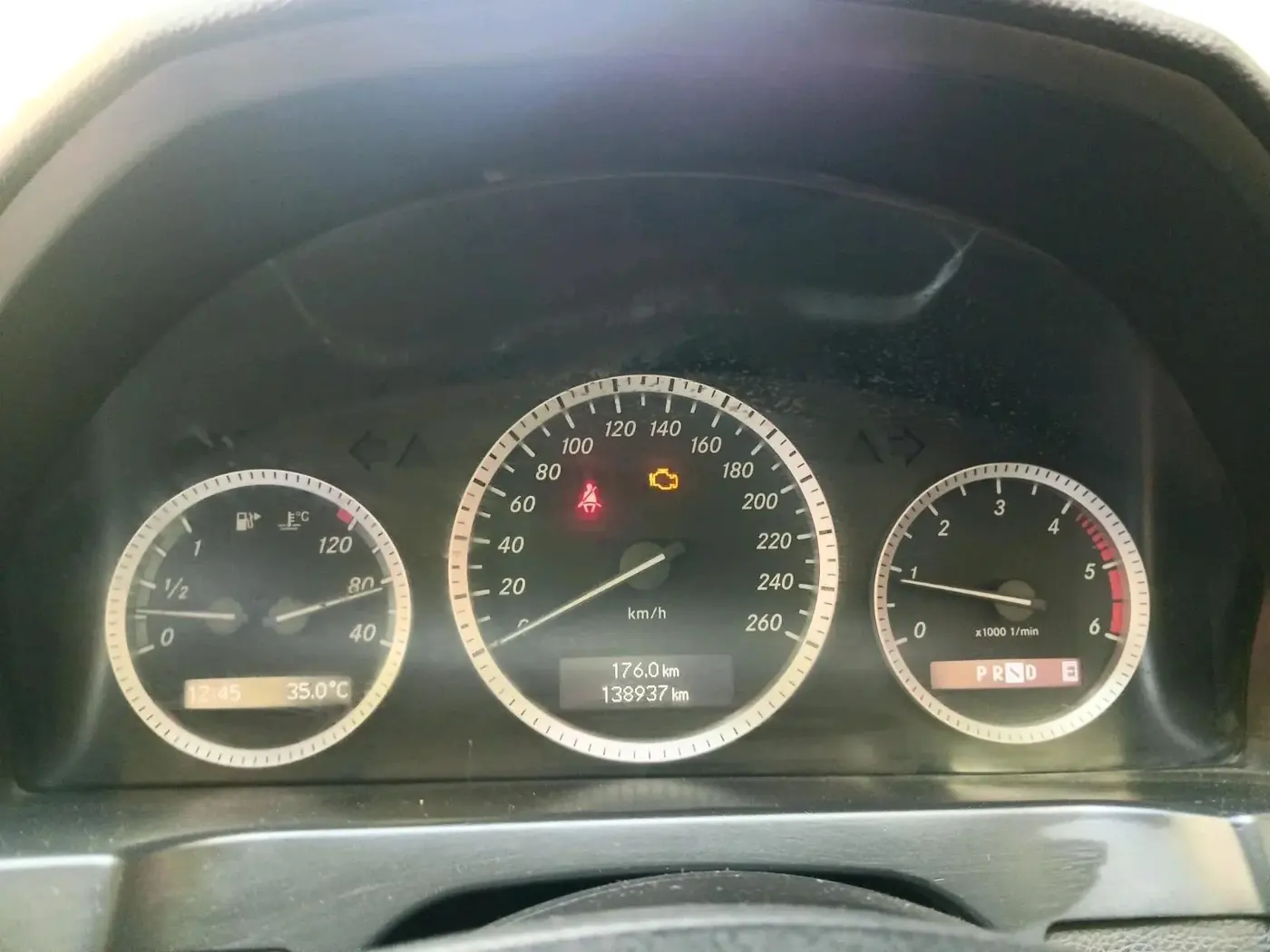 2011 Mercedes Benz C Class 220 BlueEfficiency, Diesel, Automatic, 1,38,937 km, interior