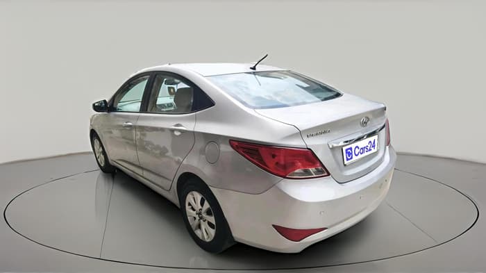 2015 Hyundai Verna FLUIDIC 4S 1.6 VTVT S, Petrol, Manual, 1,43,663 km, exterior