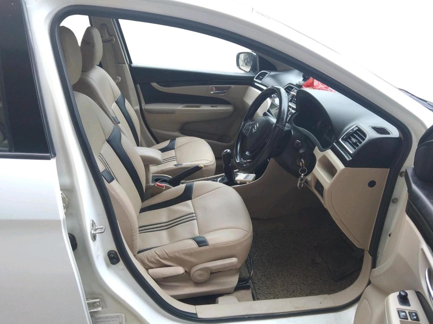 2015 Maruti Ciaz VDI +, Diesel, Manual, 1,61,211 km, interior