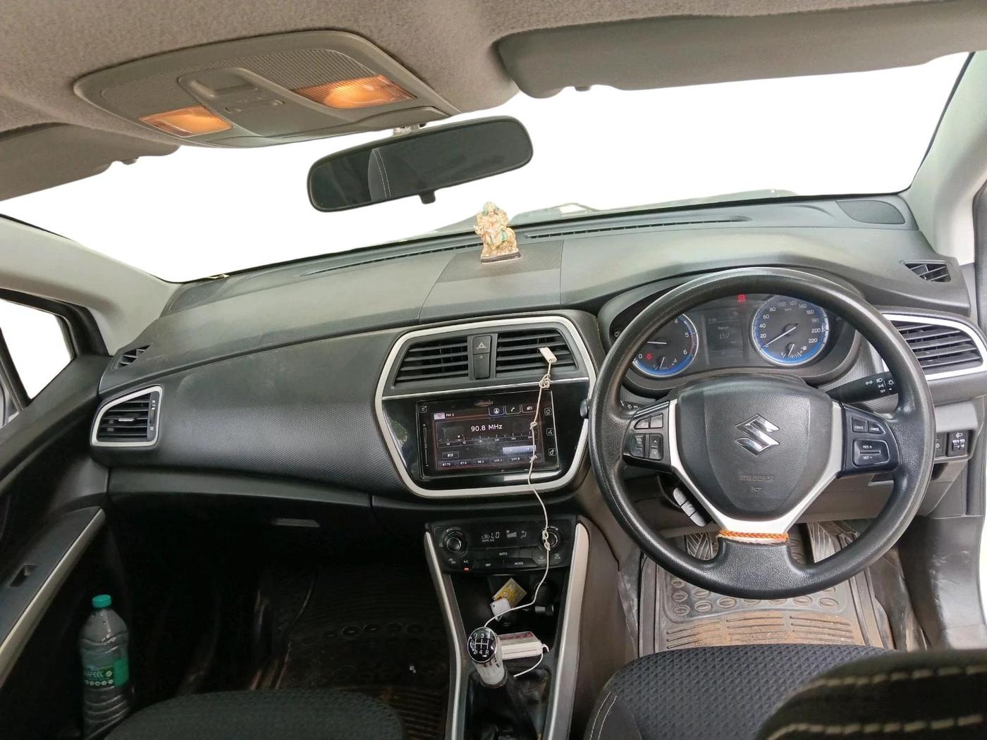 2017 Maruti S Cross ZETA 1.3, Diesel, Manual, 76,966 km, interior