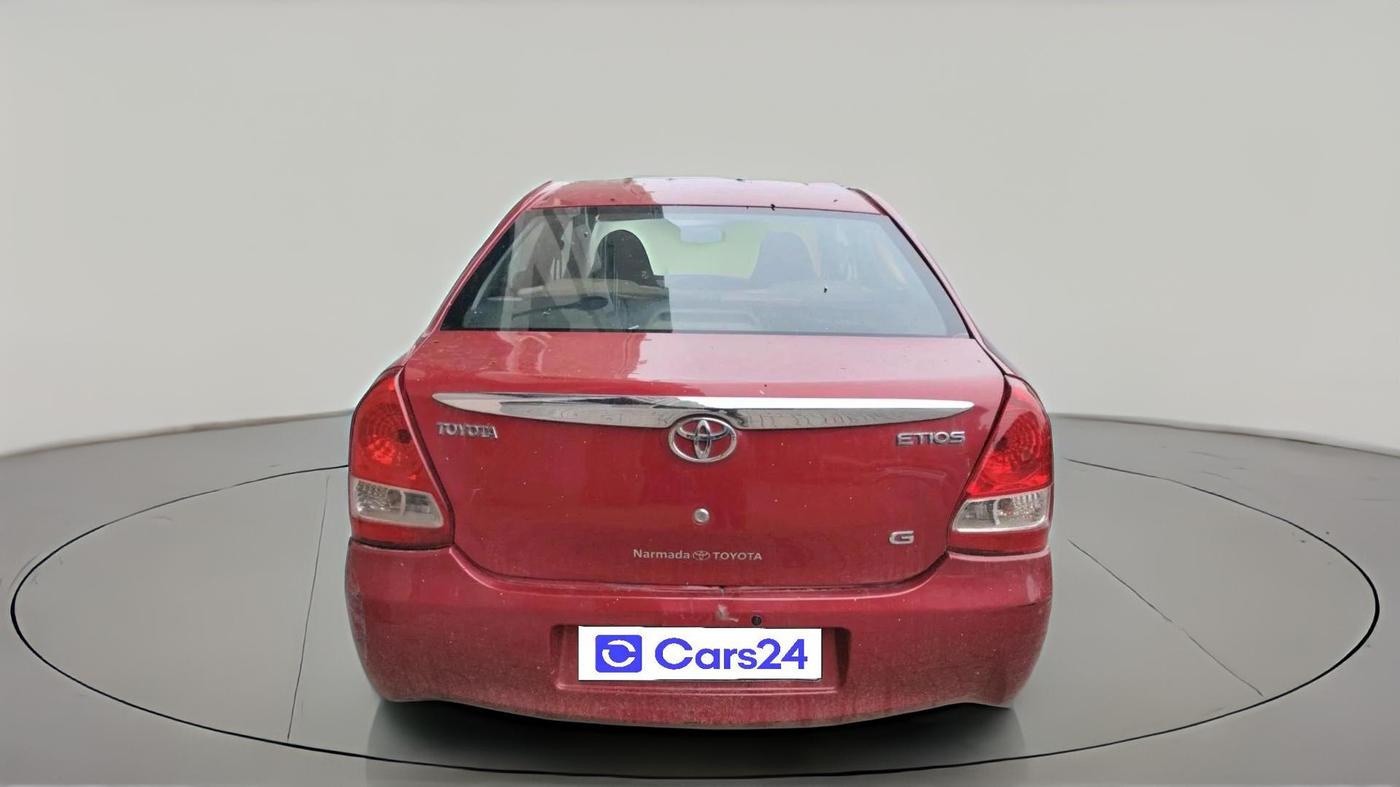 2011 Toyota Etios G, CNG, Manual, 1,36,929 km, exterior