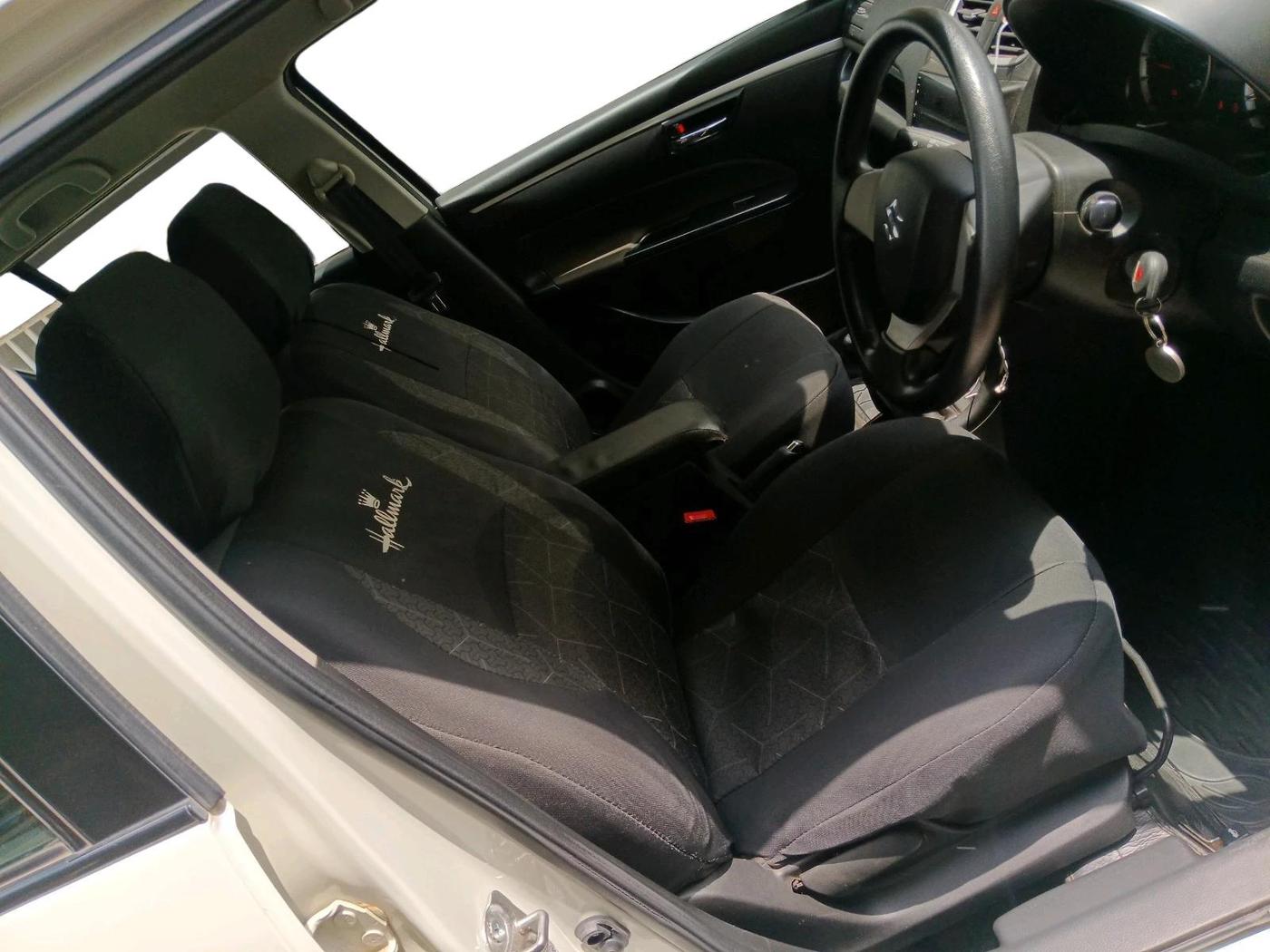 2017 Maruti Swift VXI, Petrol, Manual, 34,401 km, interior