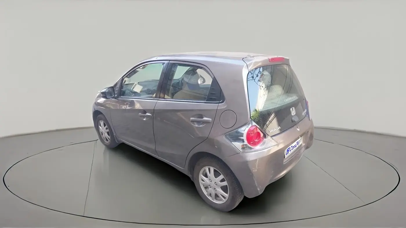 2015 Honda Brio VX MT, Petrol, Manual, 1,25,321 km, exterior