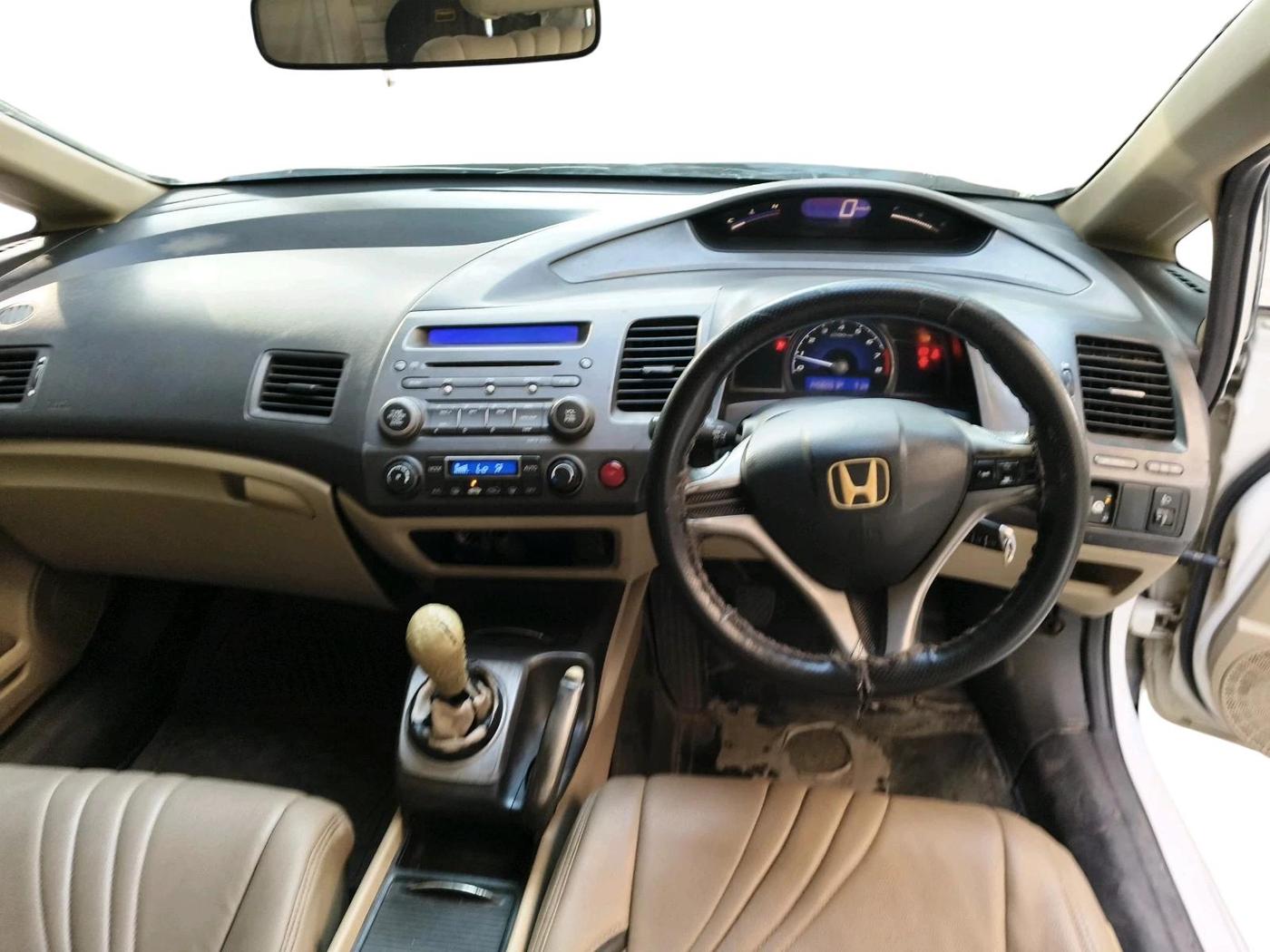 2011 Honda Civic 1.8L I-VTEC V MT, Petrol, Manual, 1,45,605 km, interior