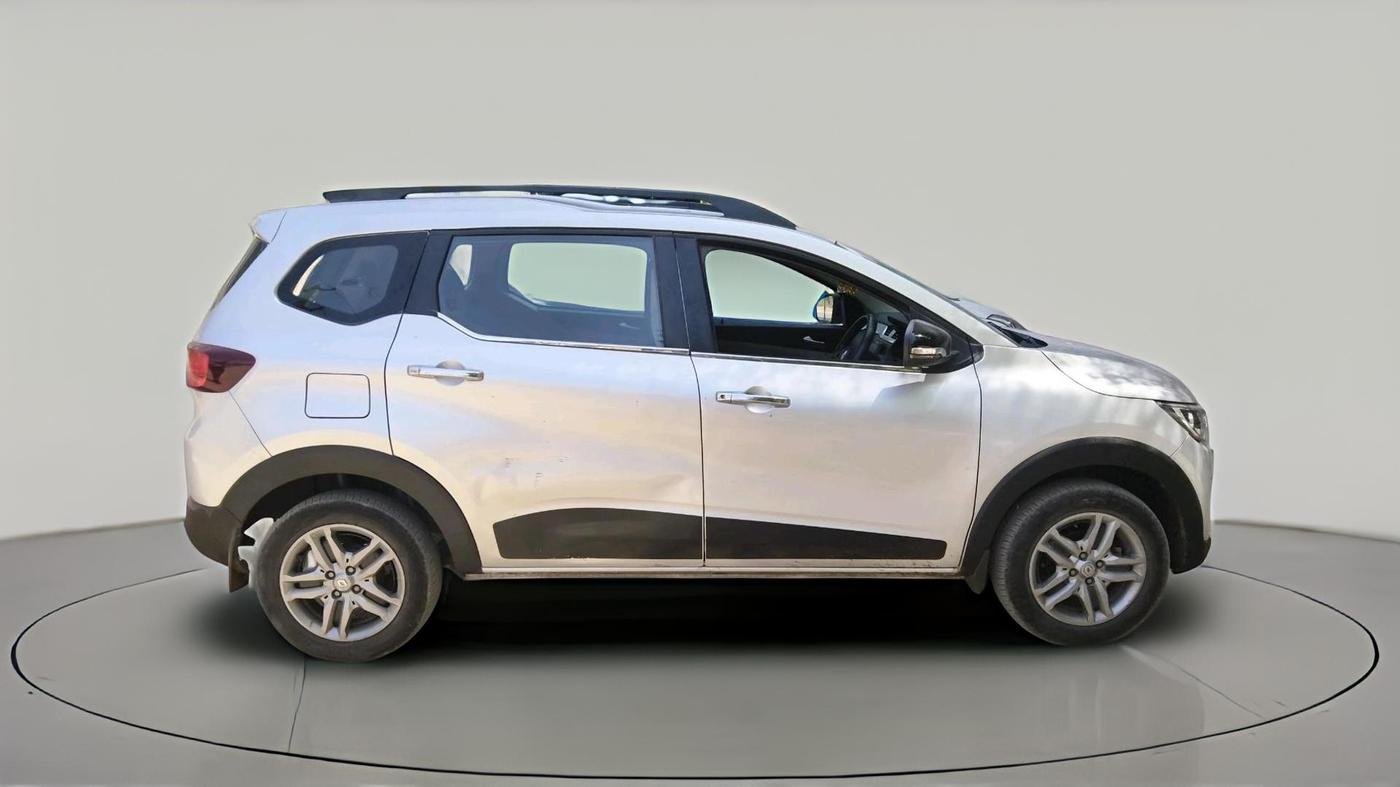 2023 Renault TRIBER RXZ, Petrol, Manual, 75,674 km, exterior