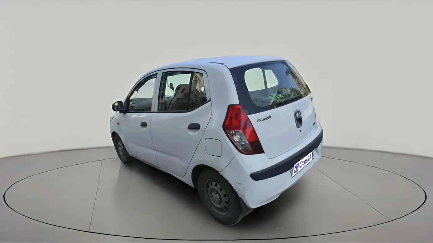 2010 Hyundai i10 ERA 1.1, CNG, Manual, 1,12,787 km, exterior