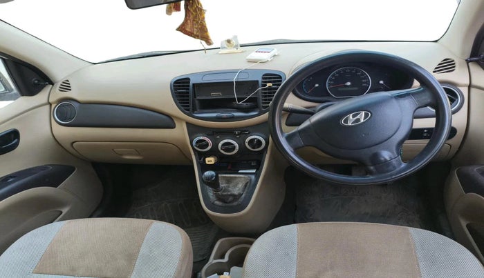 2010 Hyundai i10 ERA 1.1, CNG, Manual, 1,12,787 km, interior