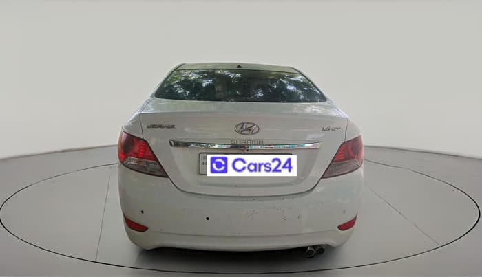 2014 Hyundai Verna FLUIDIC 1.6 VTVT SX, Petrol, Manual, 89,513 km, exterior