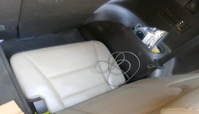 2015 Hyundai Santa Fe 2 WD AT, Diesel, Automatic, 1,12,793 km, interior