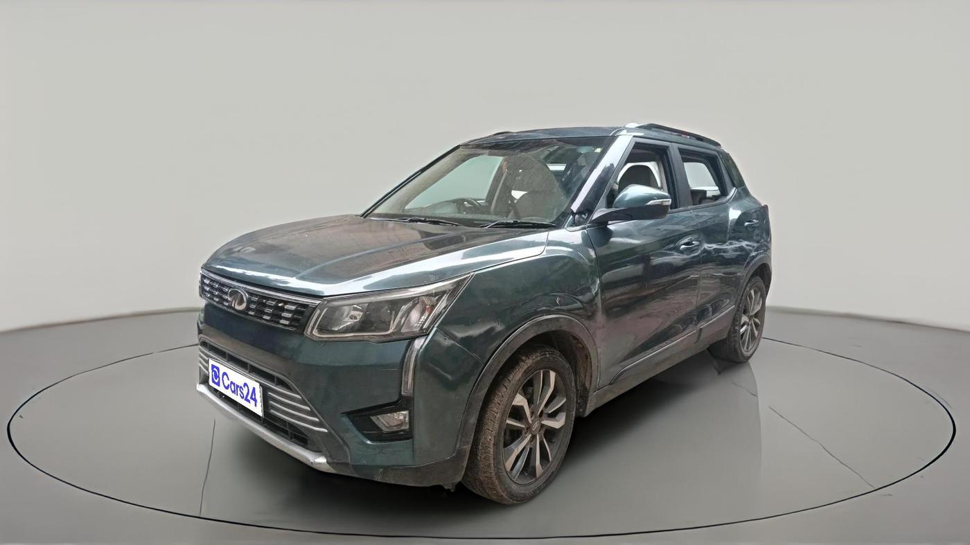 2021 Mahindra XUV300 W8 (O) 1.5 DIESEL AMT, Diesel, Automatic, 94,153 km, exterior
