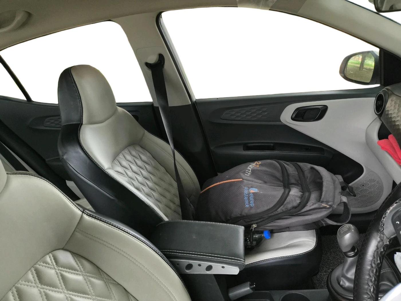 2023 Hyundai AURA S 1.2 CNG, CNG, Manual, 52,756 km, interior