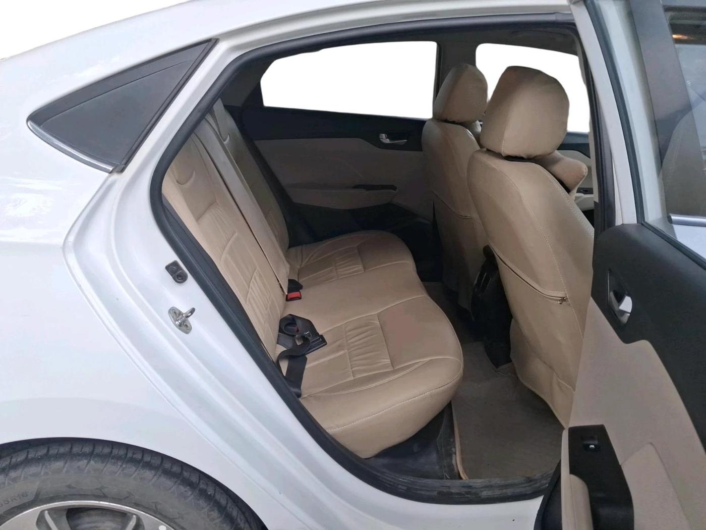 2017 Hyundai Verna 1.6 CRDI SX + AT, Diesel, Automatic, 1,29,097 km, interior