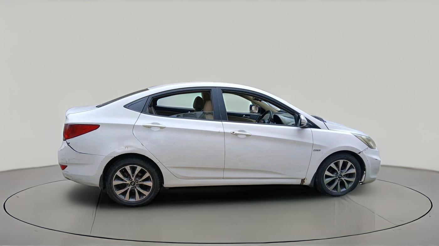 2013 Hyundai Verna FLUIDIC 1.6 CRDI SX, Diesel, Manual, 1,55,165 km, exterior
