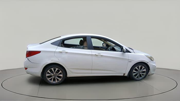 2013 Hyundai Verna FLUIDIC 1.6 CRDI SX, Diesel, Manual, 1,55,165 km, exterior