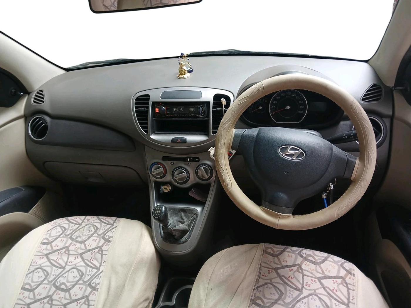 2015 Hyundai i10 MAGNA 1.1, Petrol, Manual, 21,774 km, interior