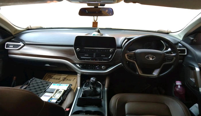 2019 Tata Harrier XZ 2.0L, Diesel, Manual, 1,18,433 km, interior