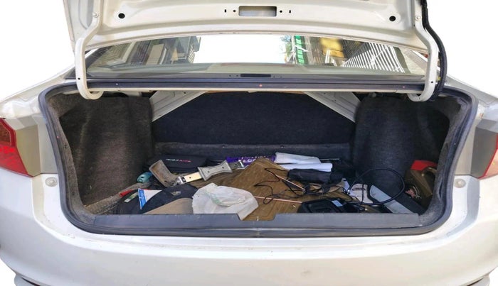 2015 Honda City 1.5L I-VTEC VX, Petrol, Manual, 1,45,564 km, exterior