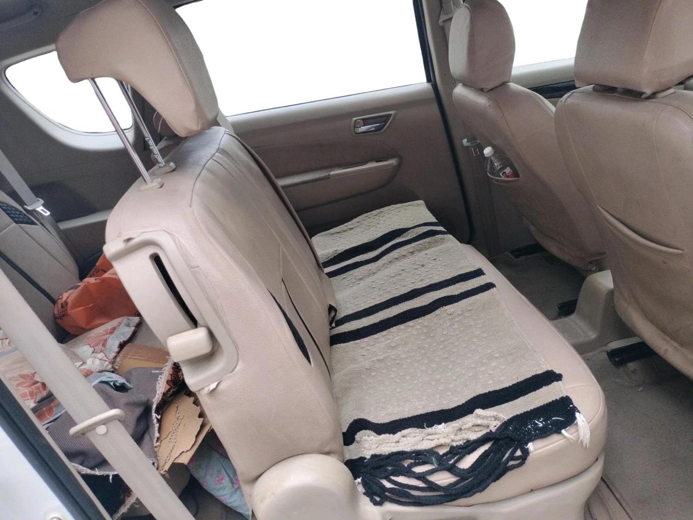 2014 Maruti Ertiga VXI CNG, CNG, Manual, 1,12,119 km, interior