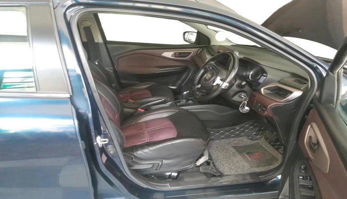 2023 Maruti FRONX DELTA PLUS 1.2L AGS, Petrol, Automatic, 36,567 km, interior