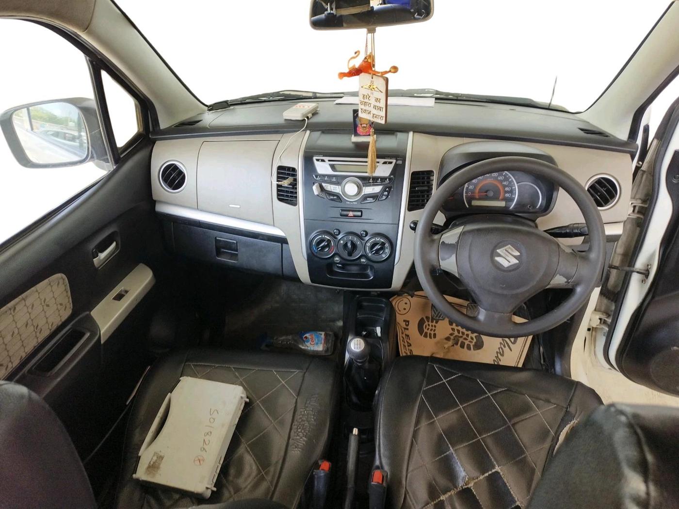 2015 Maruti Wagon R 1.0 VXI, CNG, Manual, 2,52,263 km, interior