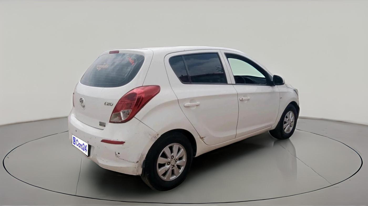 2013 Hyundai i20 SPORTZ 1.2, CNG, Manual, 1,07,560 km, exterior
