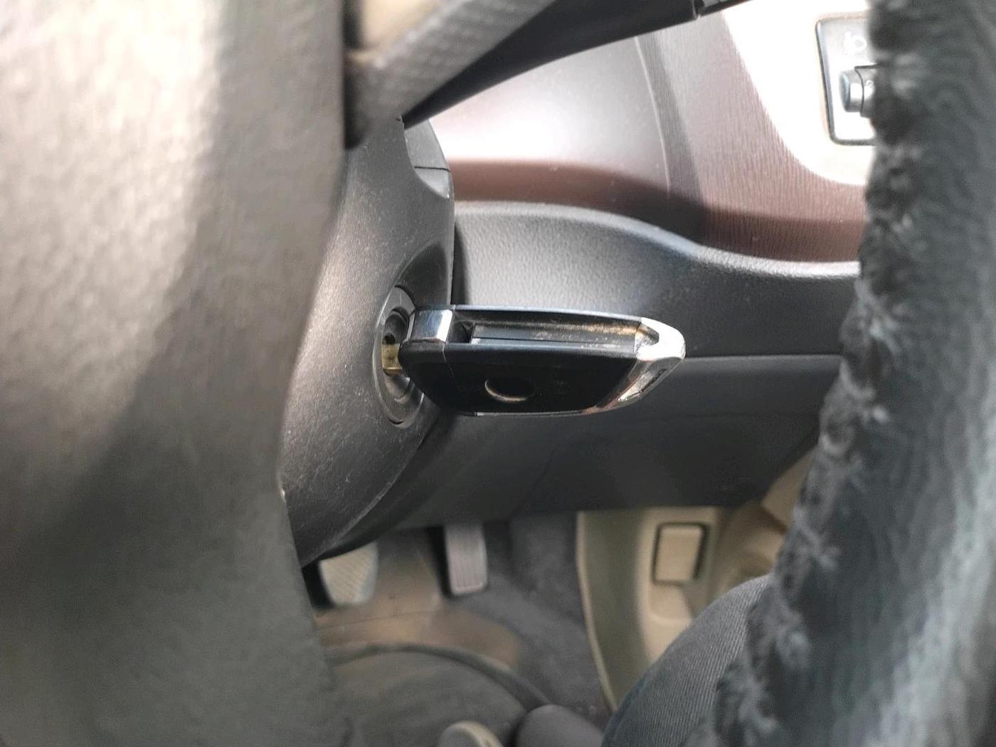 2013 Honda Amaze 1.5L I-DTEC S, Diesel, Manual, 1,19,461 km, interior