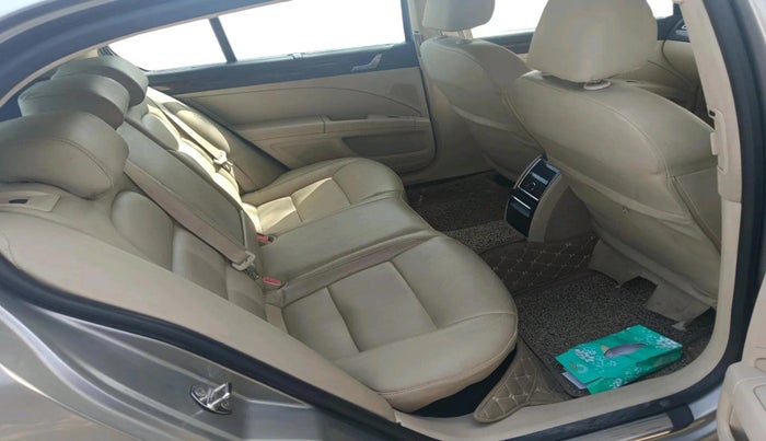 2012 Skoda Superb ELEGANCE 1.8 TSI AT, Petrol, Automatic, 1,09,437 km, interior