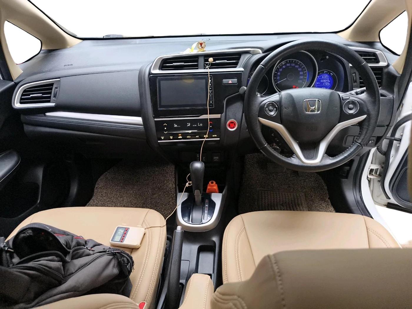 2022 Honda Jazz 1.2L I-VTEC VX CVT, Petrol, Automatic, 33,647 km, interior