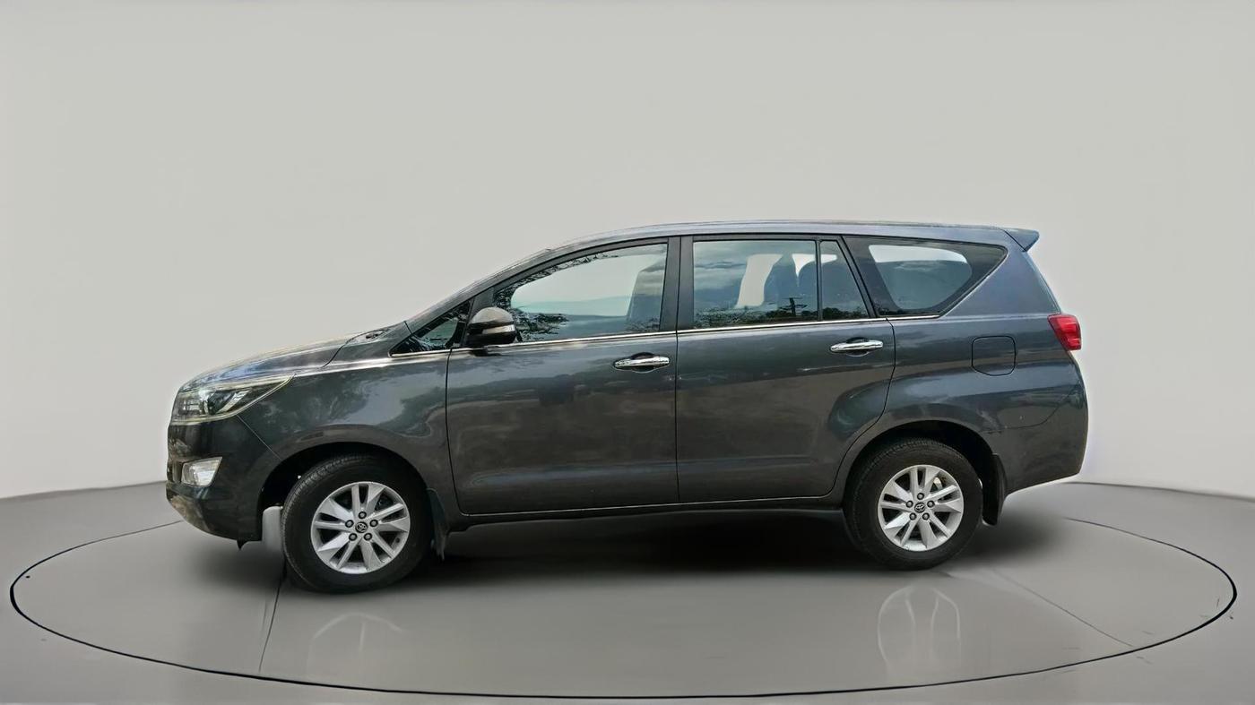 2016 Toyota Innova Crysta 2.7 VX 7 STR, Petrol, Manual, 7,365 km, exterior