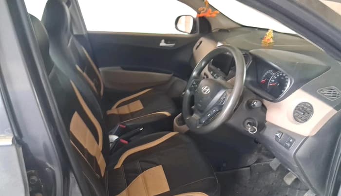 2017 Hyundai Grand i10 SPORTZ 1.2 KAPPA VTVT, CNG, Manual, 59,084 km, interior