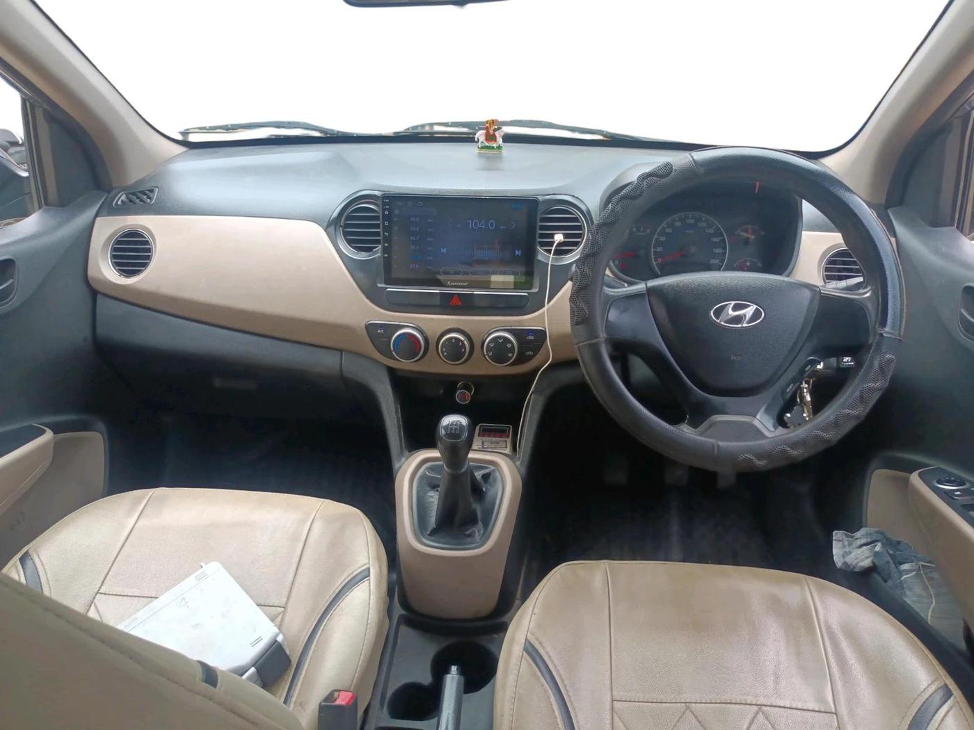 2016 Hyundai Grand i10 MAGNA 1.2 KAPPA VTVT, CNG, Manual, 53,613 km, interior