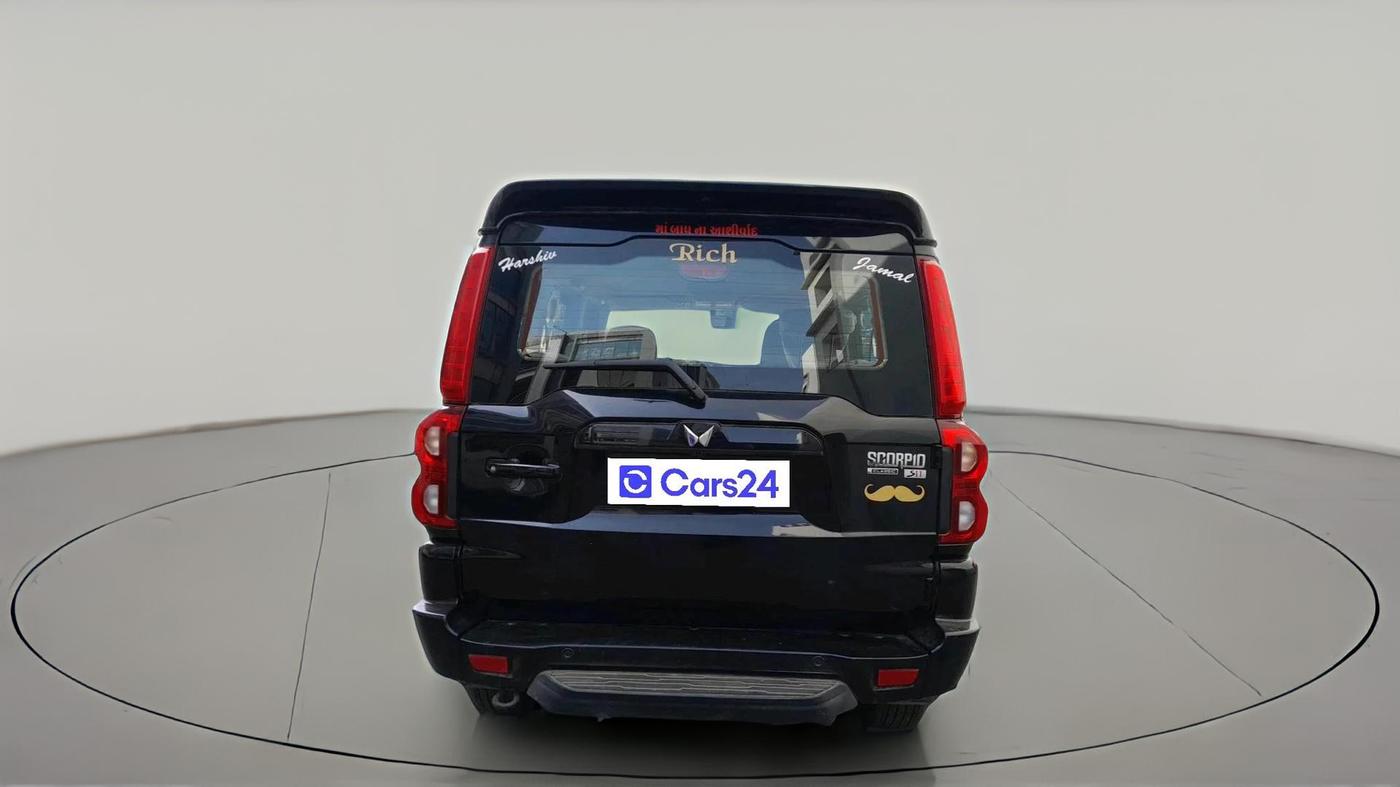 2025 Mahindra SCORPIO CLASSIC S11 7STR, Diesel, Manual, 13,581 km, exterior