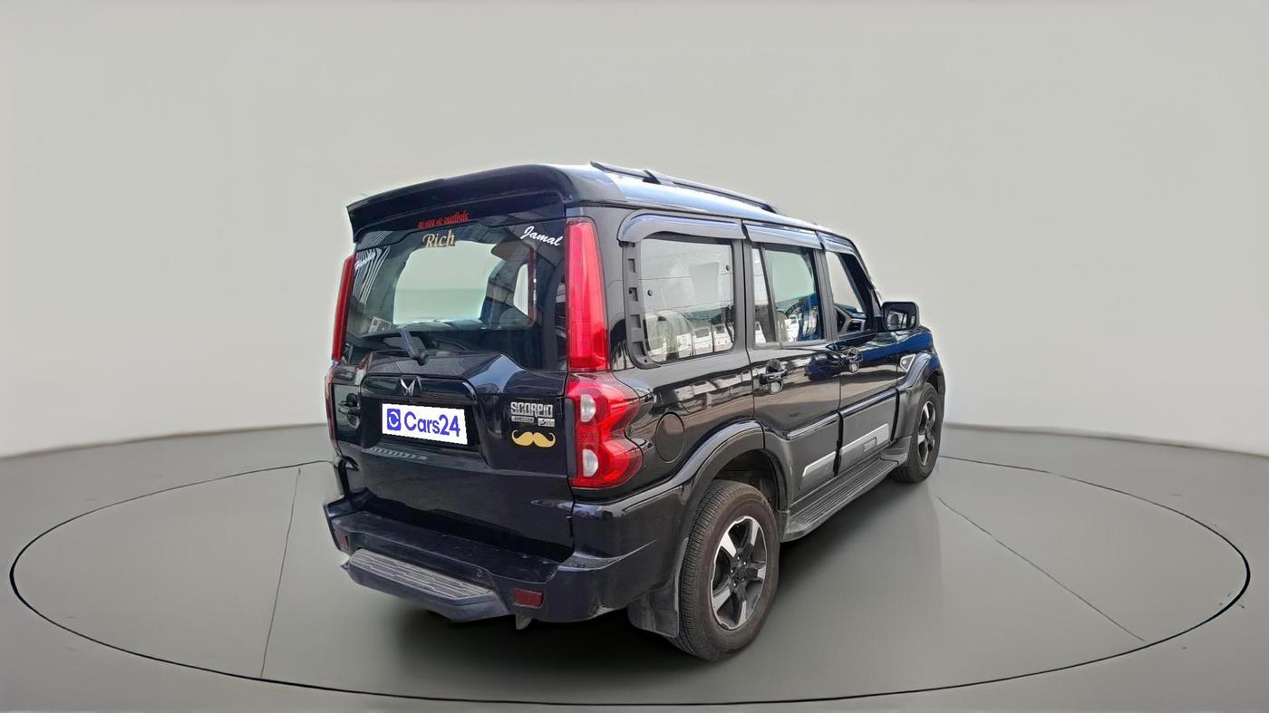 2025 Mahindra SCORPIO CLASSIC S11 7STR, Diesel, Manual, 13,581 km, exterior