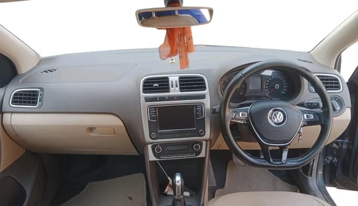 2018 Volkswagen Vento HIGHLINE PLUS 1.5 AT 16 ALLOY, Diesel, Automatic, 1,19,674 km, interior
