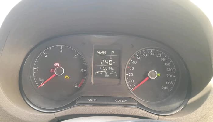 2018 Volkswagen Vento HIGHLINE PLUS 1.5 AT 16 ALLOY, Diesel, Automatic, 1,19,674 km, interior