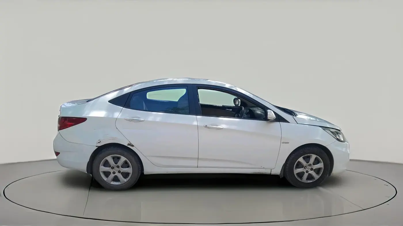 2011 Hyundai Verna FLUIDIC 1.4 CRDI, Diesel, Manual, 1,77,333 km, exterior