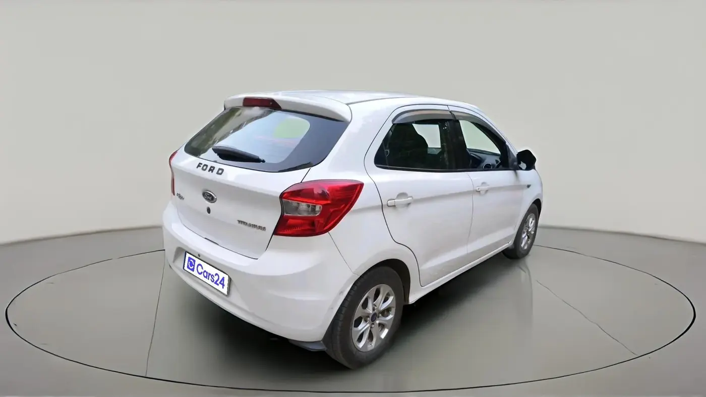 2016 Ford New Figo TITANIUM 1.2 PETROL MT, Petrol, Manual, 1,19,894 km, exterior
