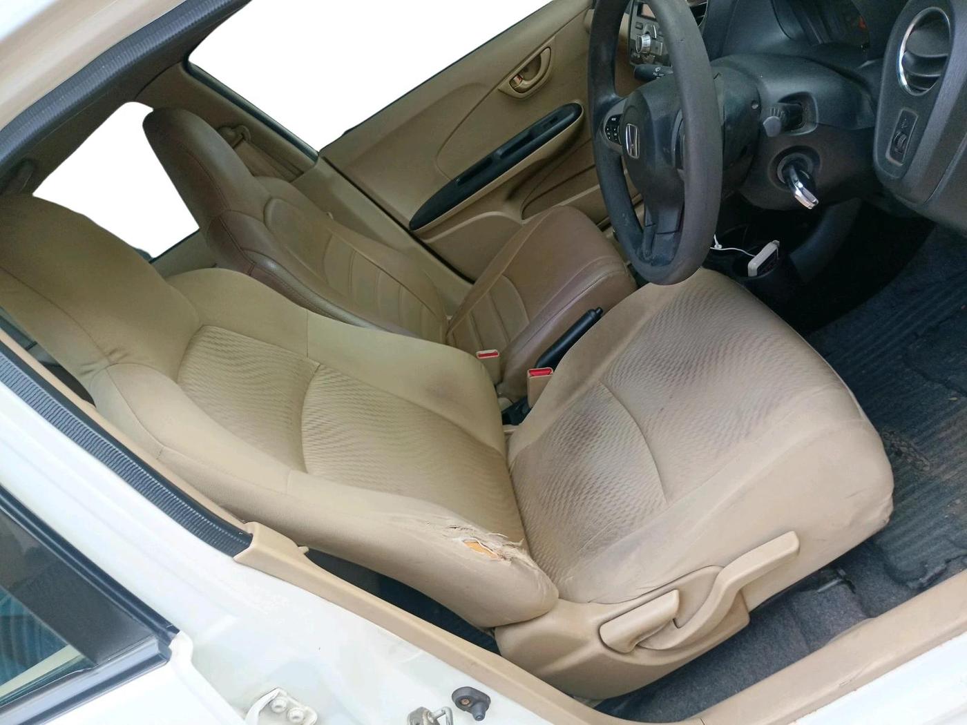 2015 Honda Amaze 1.2L I-VTEC S, Petrol, Manual, 92,781 km, interior