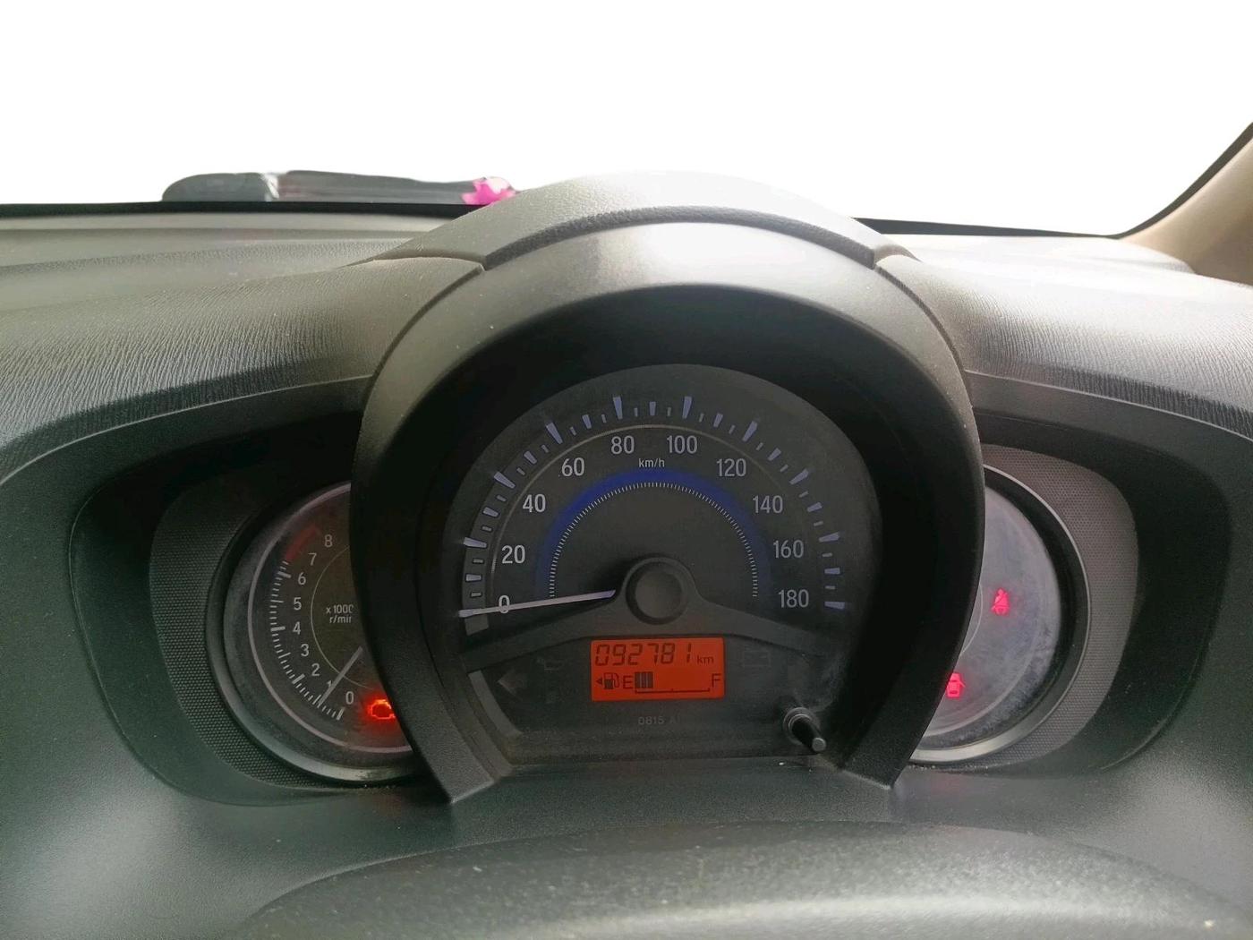 2015 Honda Amaze 1.2L I-VTEC S, Petrol, Manual, 92,781 km, interior