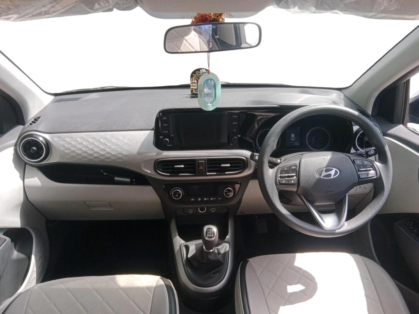 2023 Hyundai GRAND I10 NIOS SPORTZ 1.2 KAPPA VTVT, Petrol, Manual, 13,548 km, interior
