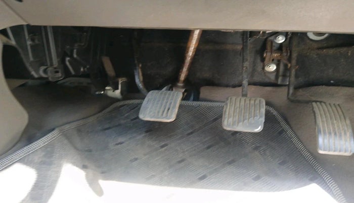 2011 Hyundai i10 MAGNA 1.1, Petrol, Manual, 80,458 km, interior