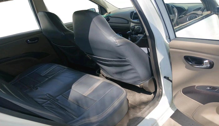 2011 Hyundai i10 MAGNA 1.1, Petrol, Manual, 80,458 km, interior