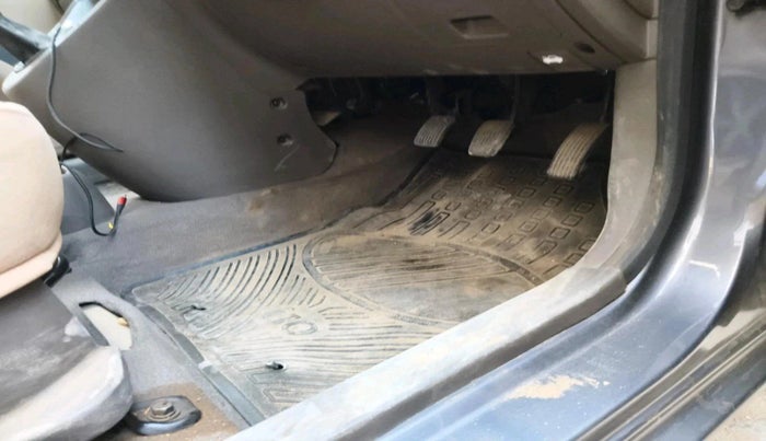 2015 Hyundai i10 SPORTZ 1.1, Petrol, Manual, 7,560 km, interior