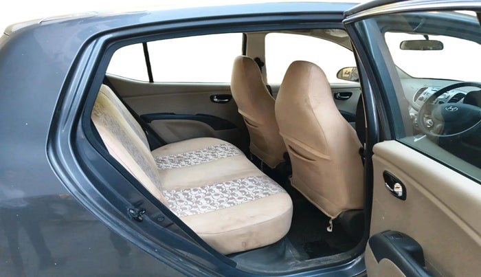 2015 Hyundai i10 SPORTZ 1.1, Petrol, Manual, 7,560 km, interior